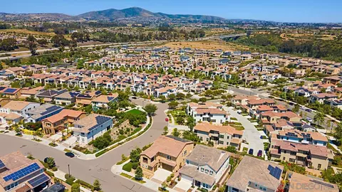 View/Area - 13495 Cielo Ranch Rd, San Diego, CA 92130 photo 6 of 7