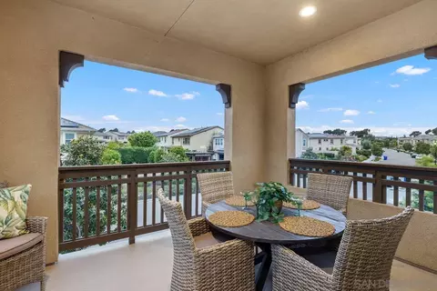 Exterior - 13495 Cielo Ranch Rd, San Diego, CA 92130 photo 11 of 17