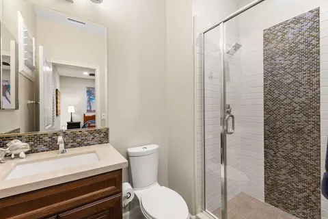 Bath - 13495 Cielo Ranch Rd, San Diego, CA 92130 photo 4 of 5