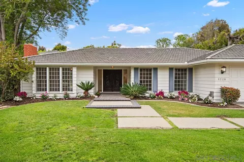 6229 La Jolla Mesa Dr, La Jolla, CA 92037
