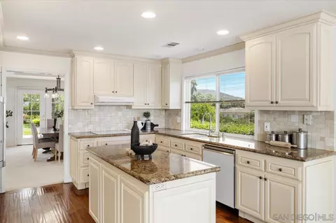 Kitchen - 13217 Silver Saddle Ln, Poway, CA 92064 photo 2 of 3