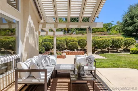 Exterior - 13217 Silver Saddle Ln, Poway, CA 92064 photo 4 of 8