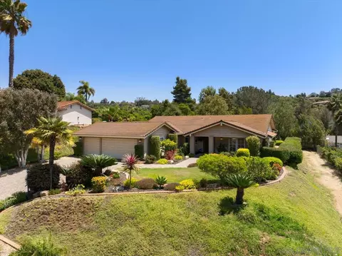 Exterior - 13217 Silver Saddle Ln, Poway, CA 92064 photo 2 of 8