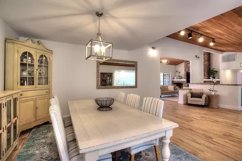 Dining - 1032 Los Alisos N, Fallbrook, CA 92028 photo 3 of 3