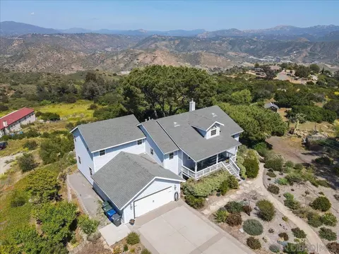 2412 Eucalyptus Dr, El Cajon, CA 92021