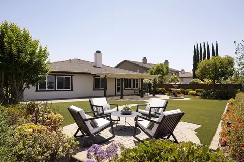 Exterior - 10594 Aspen Gln, Escondido, CA 92026 photo 7 of 7