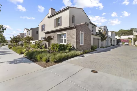 672 Gemstone Dr, San Marcos, CA 92078