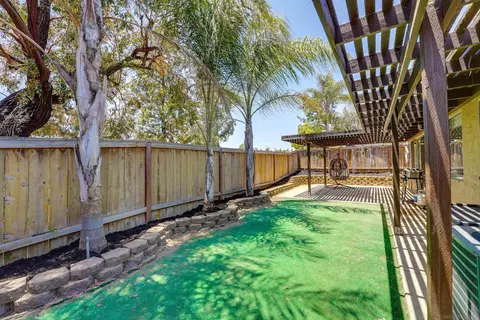 Exterior - 437 Blueridge Pl, Escondido, CA 92026 photo 13 of 15