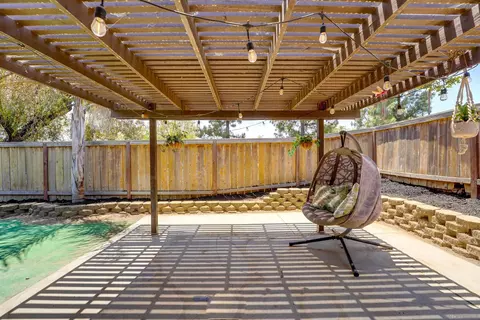Exterior - 437 Blueridge Pl, Escondido, CA 92026 photo 4 of 15