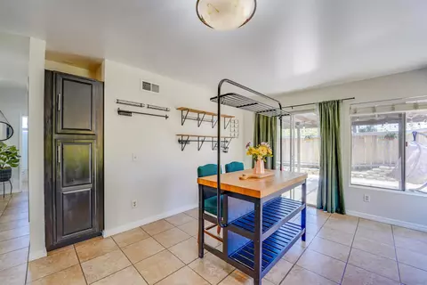 Kitchen - 437 Blueridge Pl, Escondido, CA 92026 photo 7 of 7