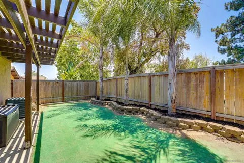 Exterior - 437 Blueridge Pl, Escondido, CA 92026 photo 11 of 15