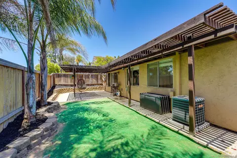 Exterior - 437 Blueridge Pl, Escondido, CA 92026 photo 14 of 15