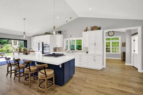 Kitchen - 2725 Greenock Ct, Carlsbad, CA 92010 photo 4 of 6