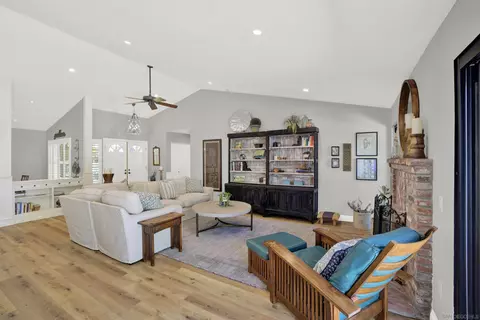 Living - 2725 Greenock Ct, Carlsbad, CA 92010 photo 1 of 2