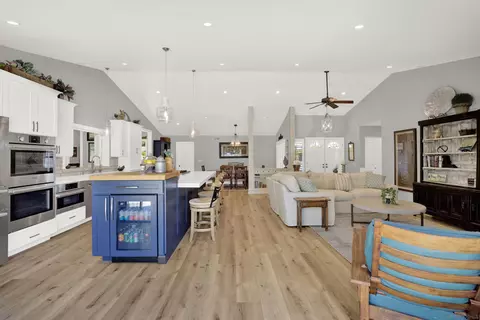 Kitchen - 2725 Greenock Ct, Carlsbad, CA 92010 photo 1 of 6