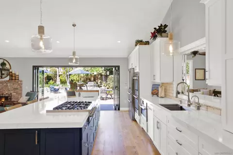 Kitchen - 2725 Greenock Ct, Carlsbad, CA 92010 photo 5 of 6