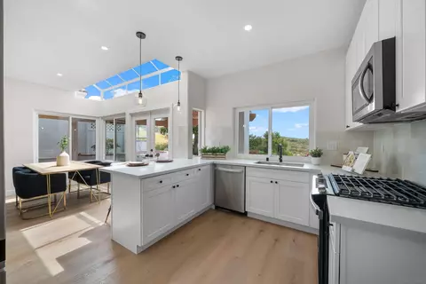 Kitchen - 4136 Andros Way, Oceanside, CA 92056 photo 2 of 5
