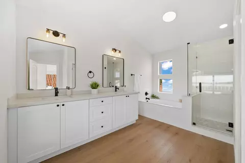 Bath - 4136 Andros Way, Oceanside, CA 92056 photo 5 of 6