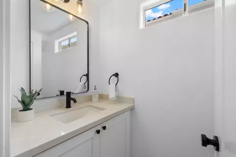 Bath - 4136 Andros Way, Oceanside, CA 92056 photo 2 of 6