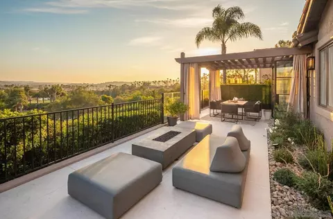 15583 Churchill Downs, Rancho Santa Fe, CA 92067