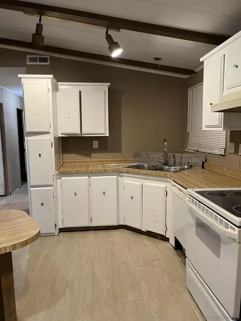 11264 Crazy Horse Dr, Lakeside, CA 92040 photo 28