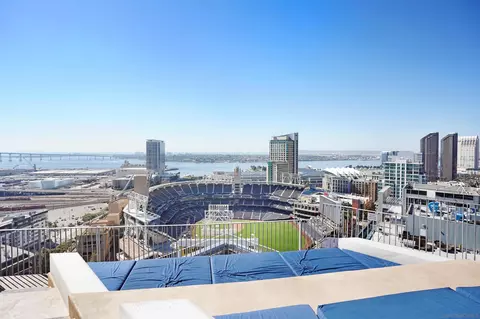 321 10th Ave #1903, San Diego, CA 92101
