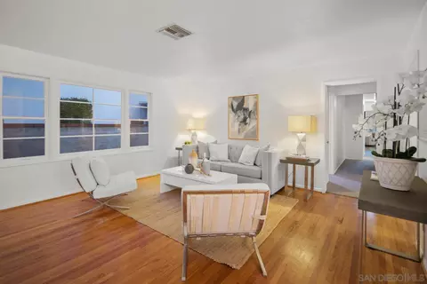 Living - 746 Margarita Ave, Coronado, CA 92118 photo 3 of 3