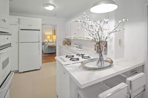 Kitchen - 746 Margarita Ave, Coronado, CA 92118 photo 1 of 2