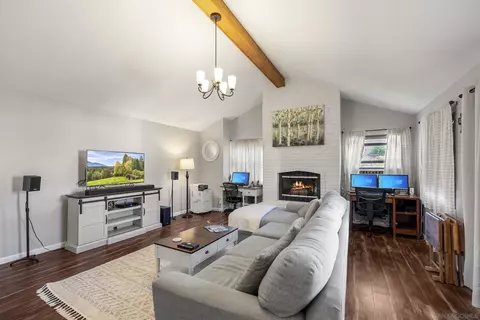 Living - 4652 Briar Ridge Rd, Oceanside, CA 92056 photo 4 of 5