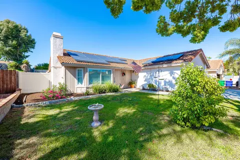 Exterior - 4652 Briar Ridge Rd, Oceanside, CA 92056 photo 11 of 12