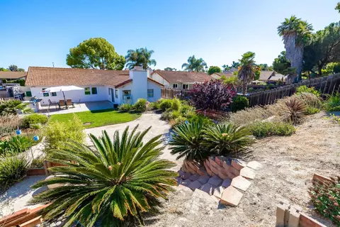 Exterior - 4652 Briar Ridge Rd, Oceanside, CA 92056 photo 5 of 12
