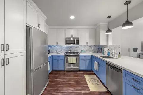 Kitchen - 4652 Briar Ridge Rd, Oceanside, CA 92056 photo 2 of 5