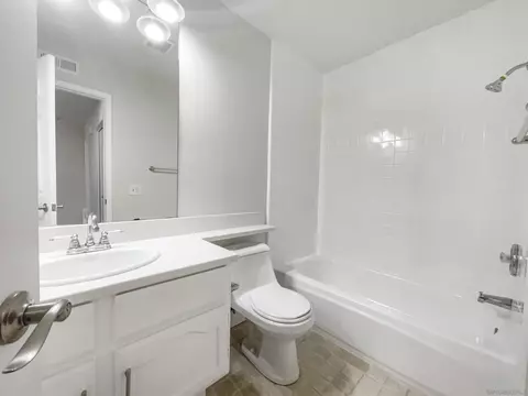Bath - 2355 Rancho Del Oro Rd #56, Oceanside, CA 92056 photo 1 of 3