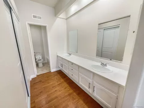 Bath - 2355 Rancho Del Oro Rd #56, Oceanside, CA 92056 photo 2 of 3