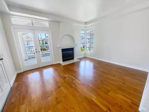 Living - 2355 Rancho Del Oro Rd #56, Oceanside, CA 92056 photo 3 of 4