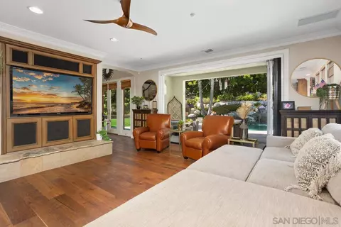 Living - 751 W Bluff Dr, Encinitas, CA 92024 photo 1 of 1