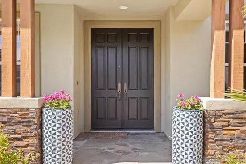 Entry Way - 751 W Bluff Dr, Encinitas, CA 92024 photo 1 of 4