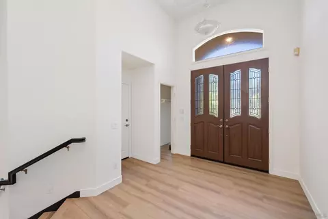 Entry Way - 1385 Caminito Floreo, La Jolla, CA 92037 photo 4 of 6