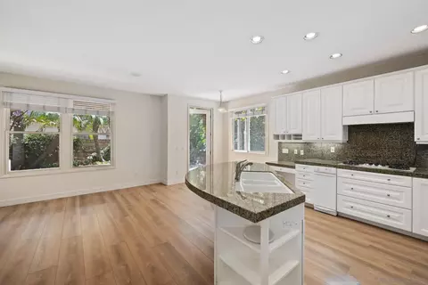 Kitchen - 1385 Caminito Floreo, La Jolla, CA 92037 photo 1 of 3