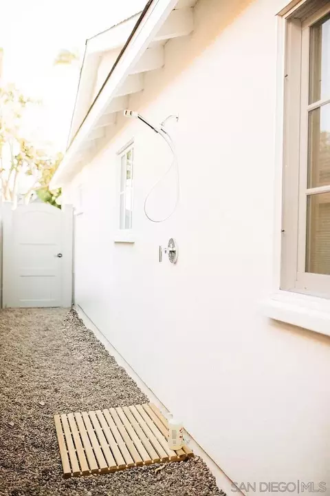 Exterior - 1401 8th St, Coronado, CA 92118 photo 3 of 3