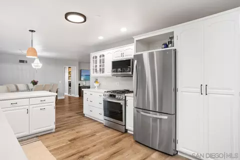 13744 Pequot Dr, Poway, CA 92064 photo 13