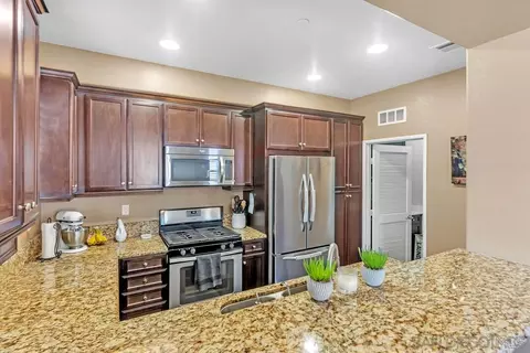 1875 Violet Ct #1, Chula Vista, CA 91913 photo 15
