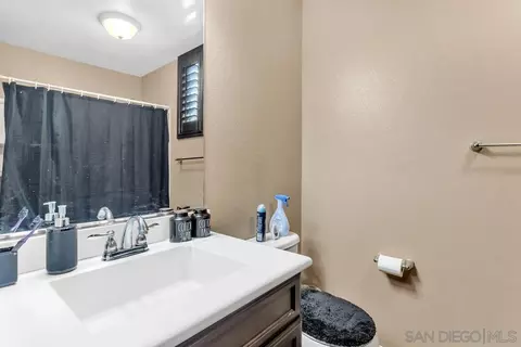 1875 Violet Ct #1, Chula Vista, CA 91913 photo 10