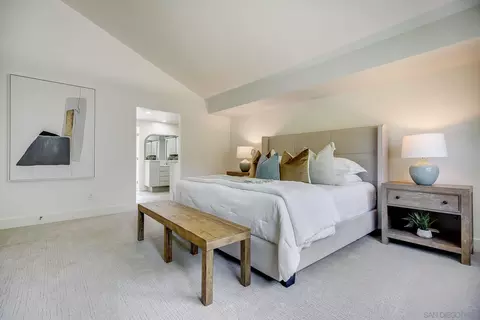 Bedroom - 2747 Caminito Prado, La Jolla, CA 92037 photo 4 of 7