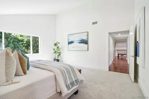 Bedroom - 2747 Caminito Prado, La Jolla, CA 92037 photo 2 of 7