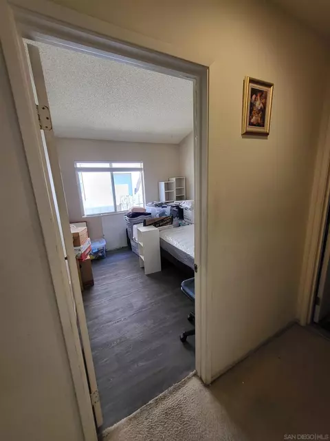 Entry Way - 30246 Cupeno Ln, Temecula, CA 92592 photo 2 of 2