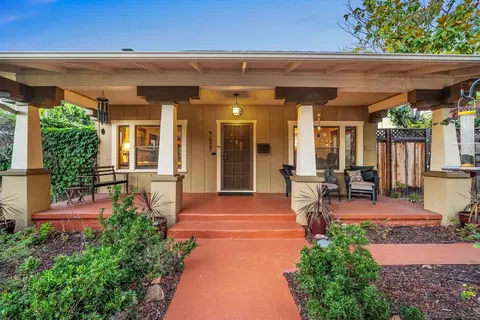 4657 Edgeware Rd, San Diego, CA 92116
