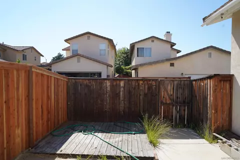 Exterior - 39559 Sarah Dr, Temecula, CA 92591 photo 7 of 8