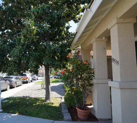 Exterior - 39559 Sarah Dr, Temecula, CA 92591 photo 3 of 8