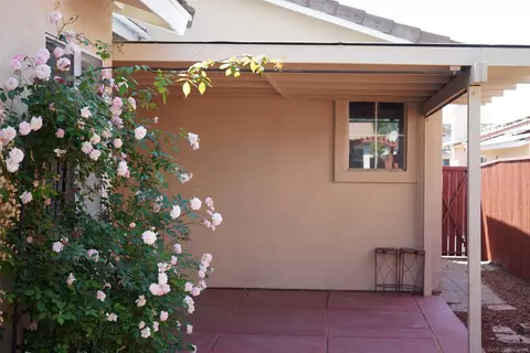 Exterior - 39559 Sarah Dr, Temecula, CA 92591 photo 4 of 8